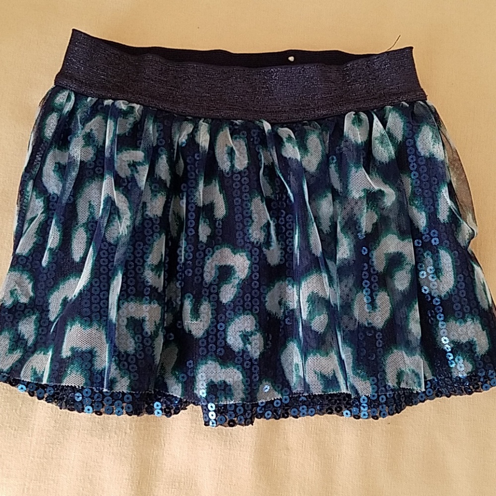 Multiple 3 Skirts Little Girl - Picture 2 of 8